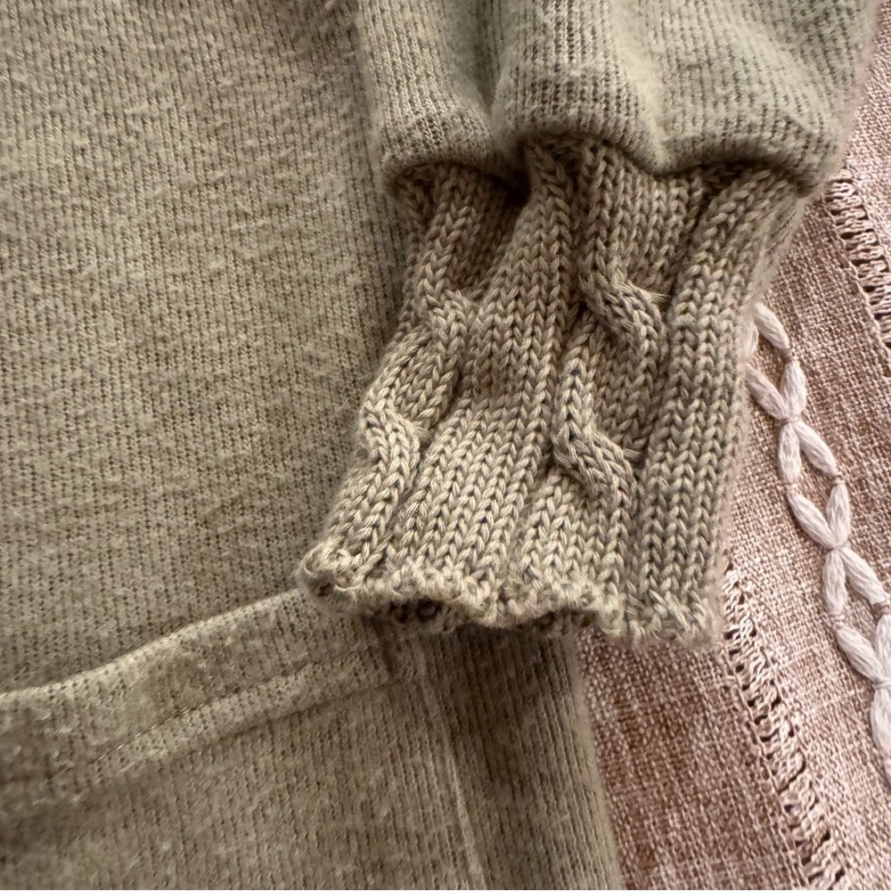 Blair Size Small Olive Green Women's Sweater button up‎ - Picture 3 of 6